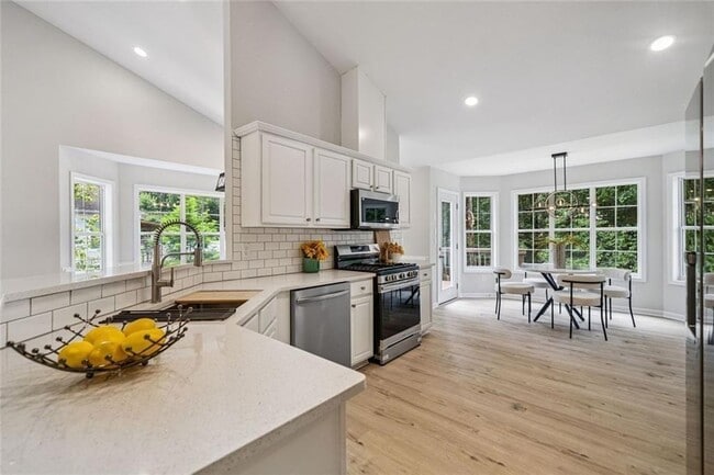 Building Photo - 3840 Pilgrim Mill Rd