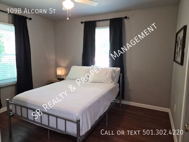 Building Photo - 109 Alcorn St