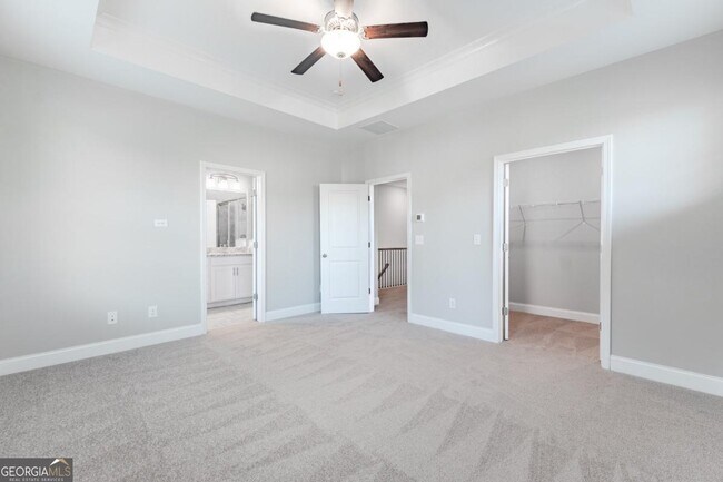 Building Photo - 5051 Pinckney Ln