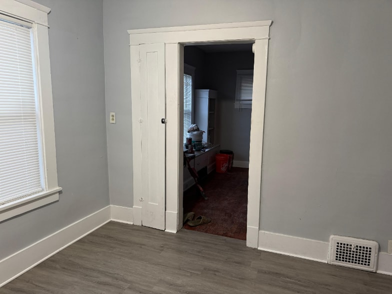 Building Photo - 19901 Naumann Ave