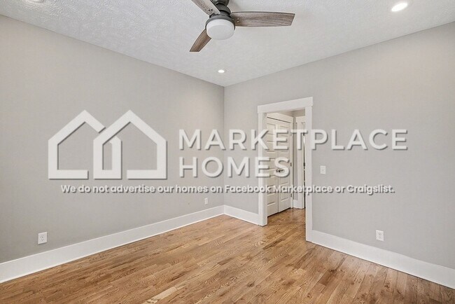 Building Photo - 185 Arbor Lp