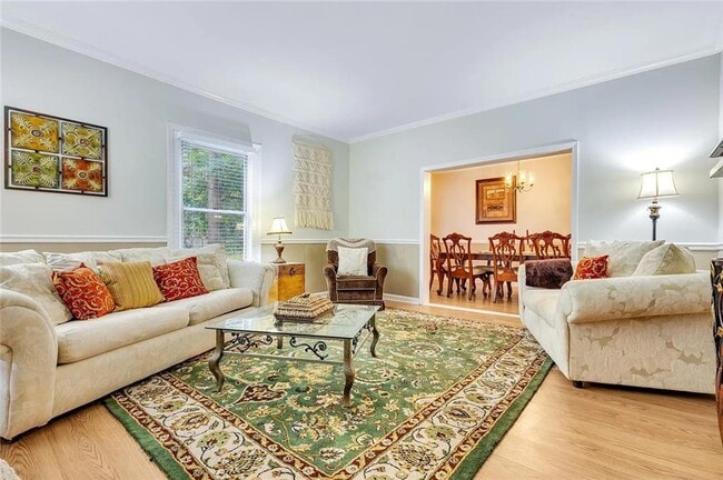 Building Photo - 72 Kenyon St SE