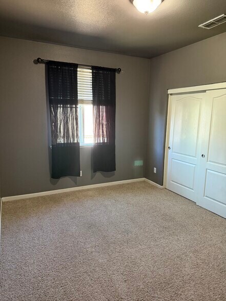 Building Photo - 5321 Matina Dr