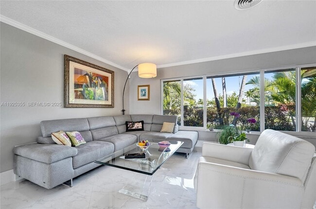 Building Photo - 4060 NE 26th Ave