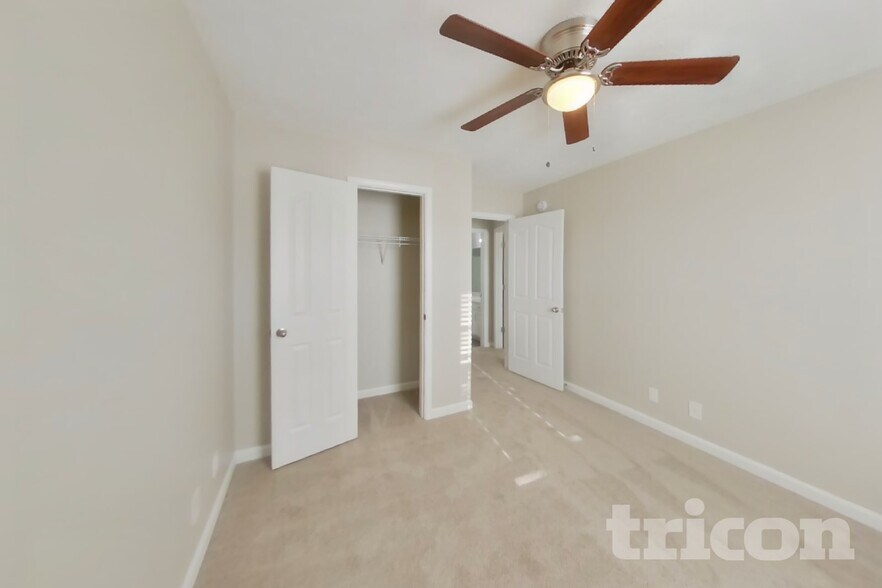 Building Photo - 629 Wolfchase Dr