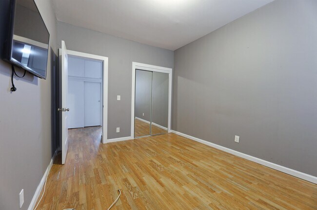 Building Photo - 301 79th St