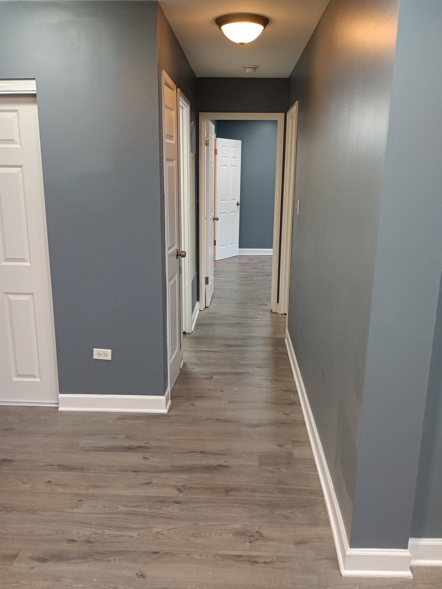 Hallway - 1206 E Fairview St