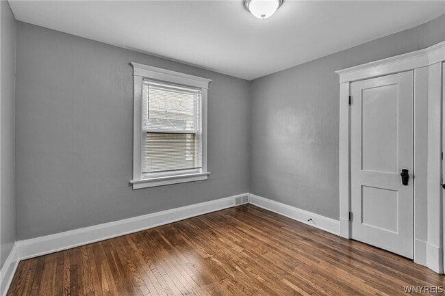 Building Photo - 49 Virgil Ave