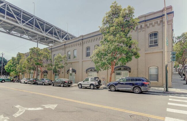 Building Photo - 101 Harrison St