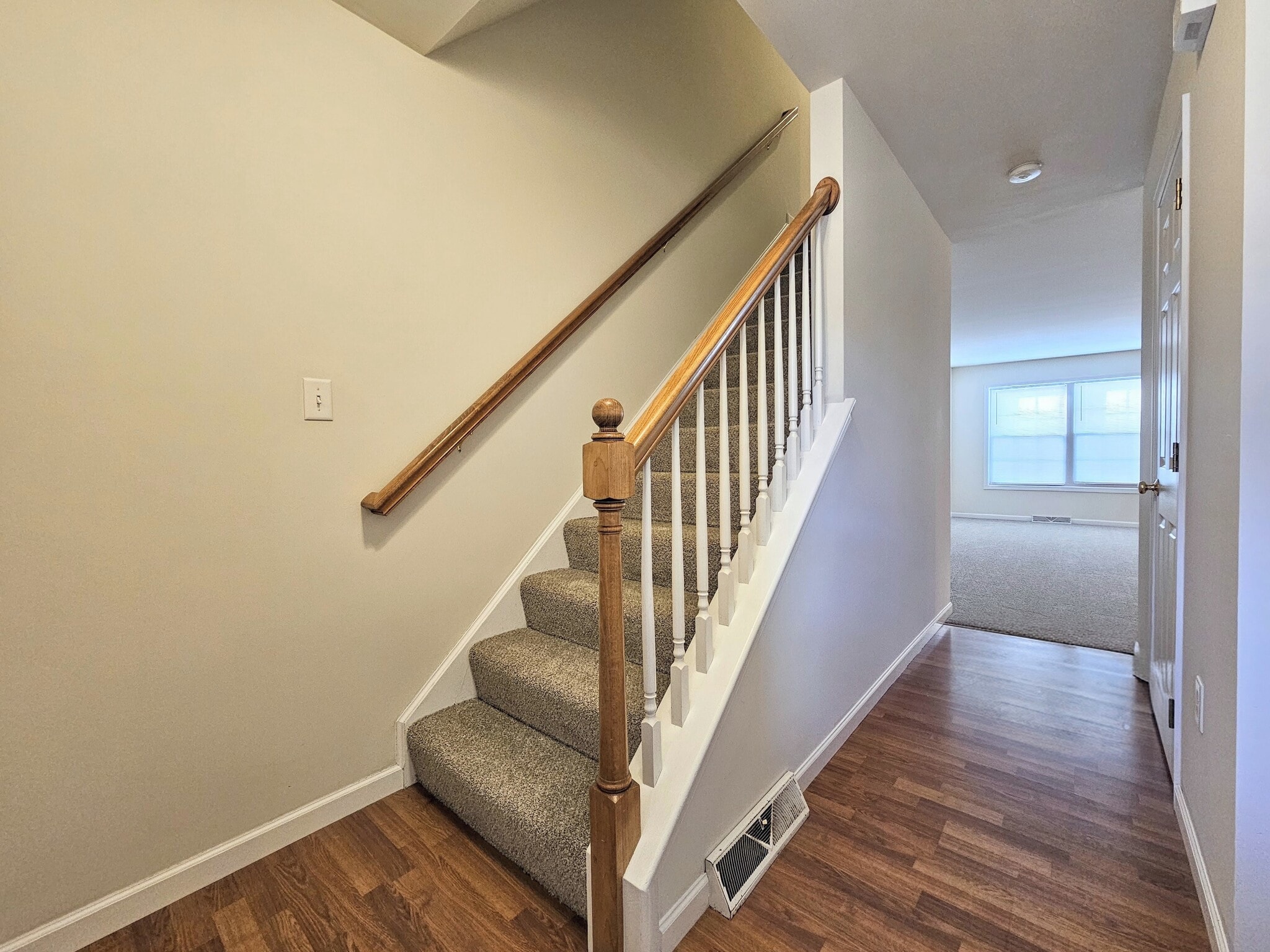 Building Photo - 157 Marble Ave