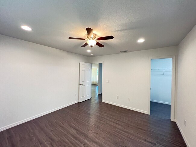 Building Photo - 111 Fisher Rd