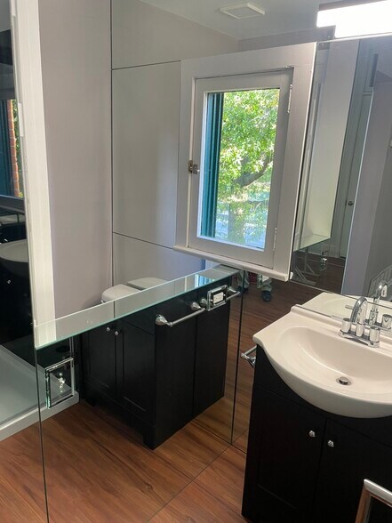 Building Photo - 37841 Euclid Ave