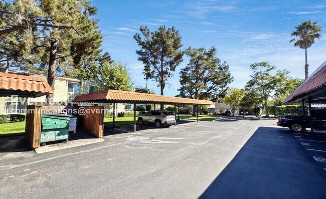 Building Photo - 283 Tradewinds Dr