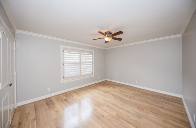Building Photo - 9015 Gaylord Dr