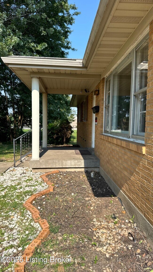 Building Photo - 7201 Gerber Ave