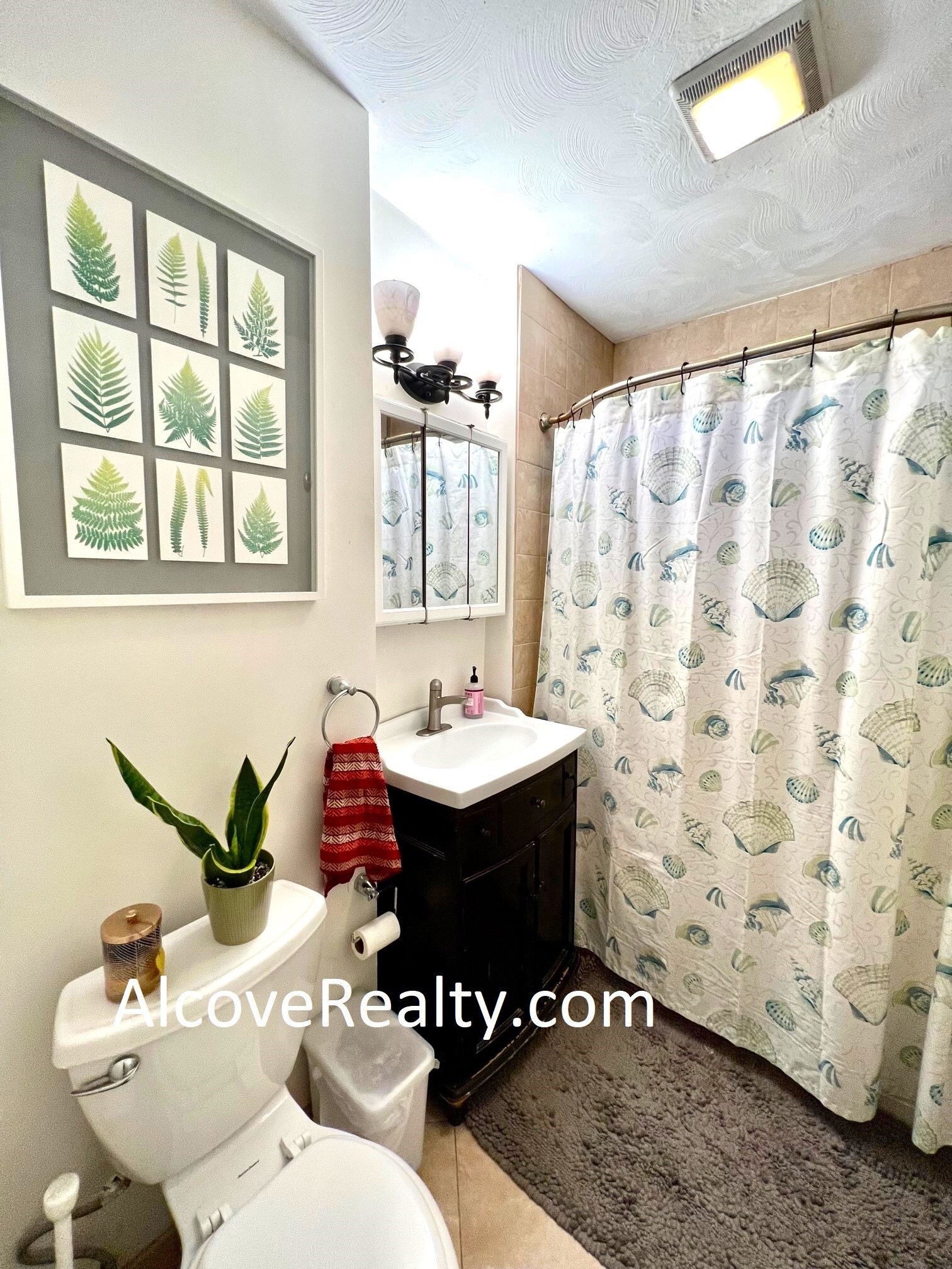 Building Photo - 225 Summer St