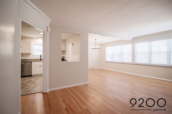 Building Photo - 7240 Balson Ave