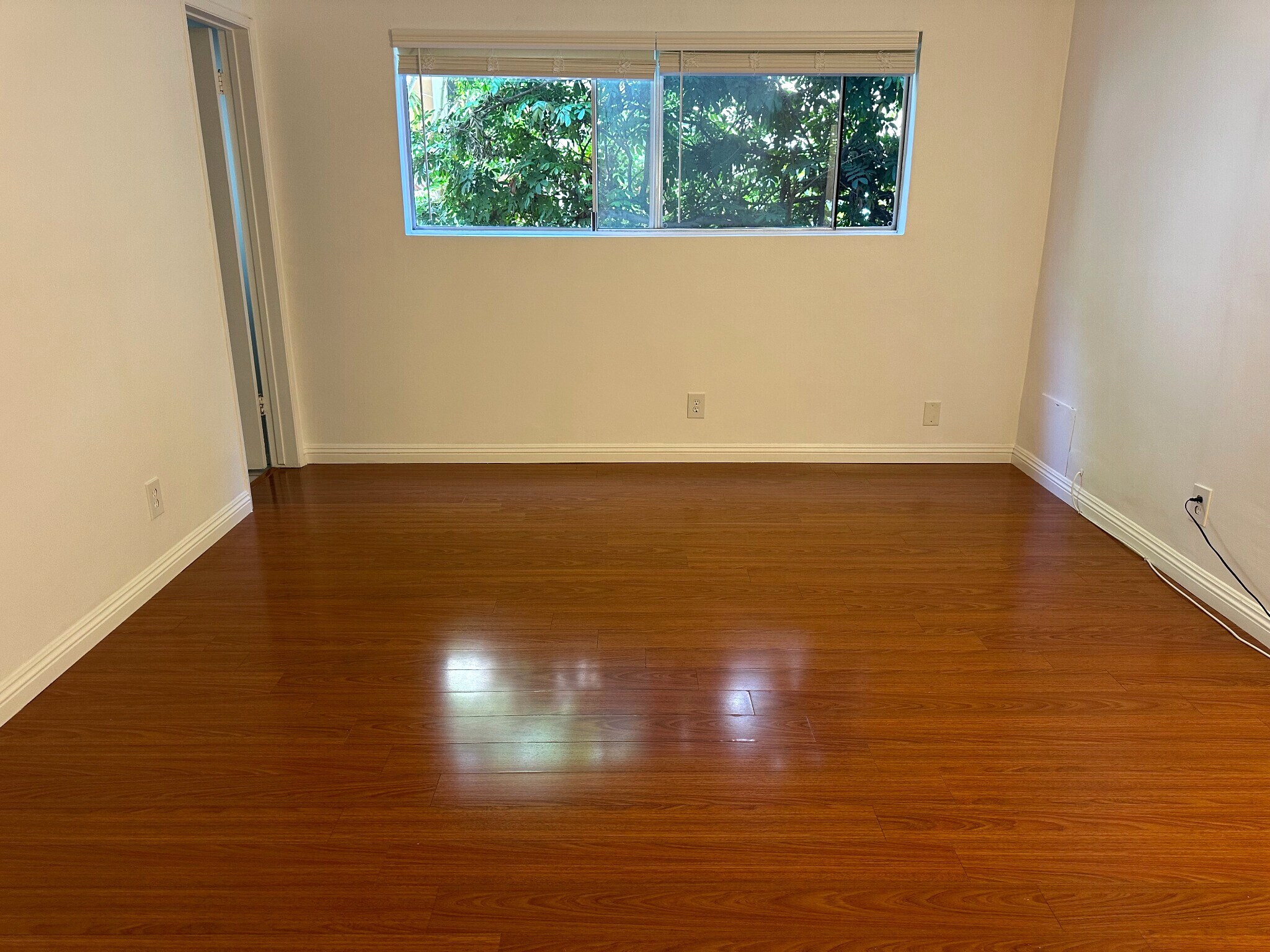 03 - Master Bedroom - Additional View - 1831 Barry Ave