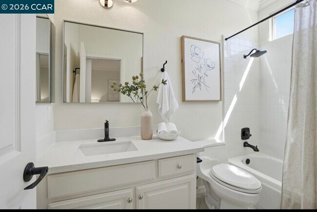 Building Photo - 1038 McCauley Rd