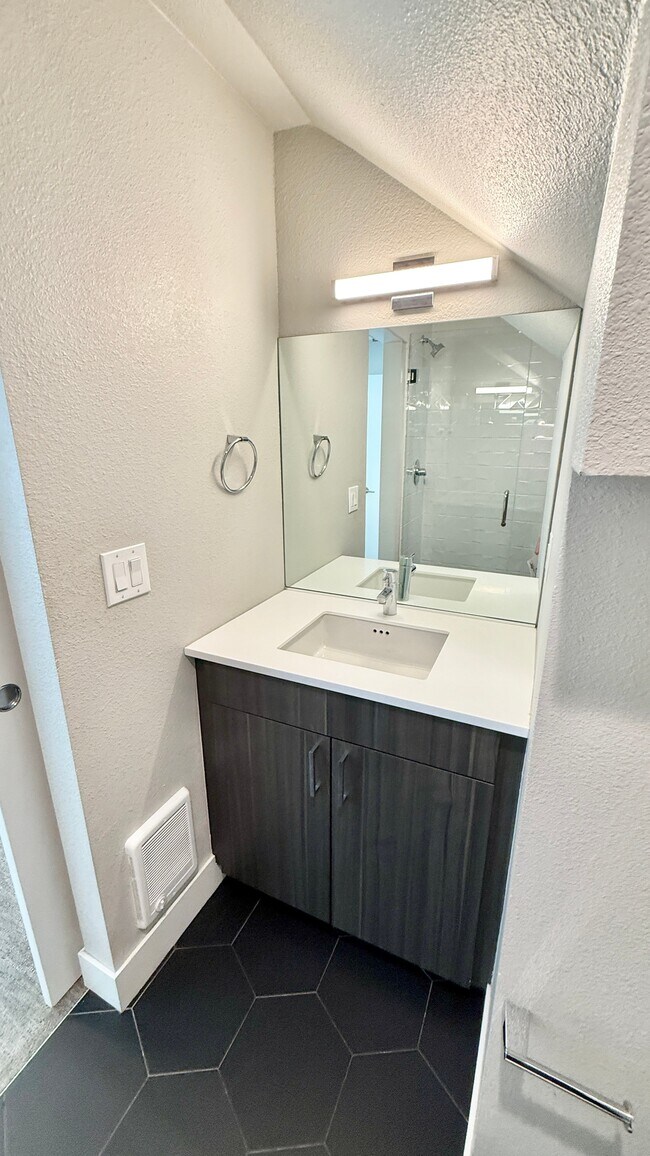 IMG_7282 - Harley House