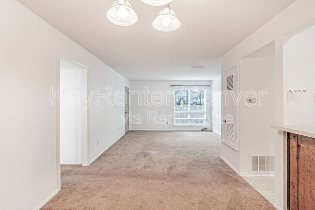 Building Photo - 7185 S Gaylord St