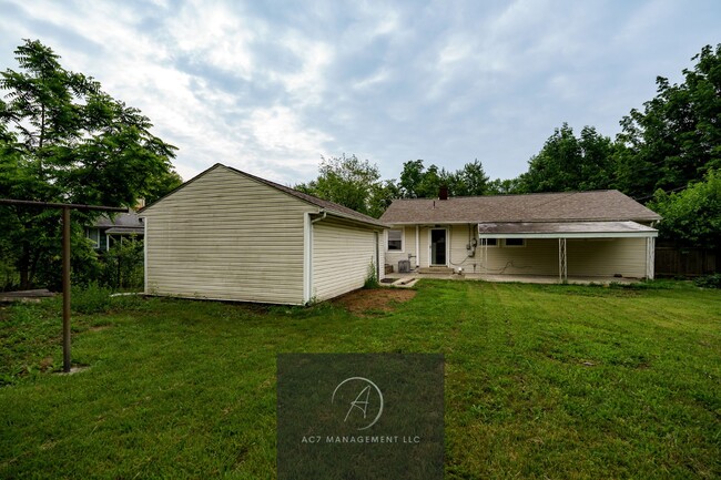 Building Photo - 4027 Beatty Dr