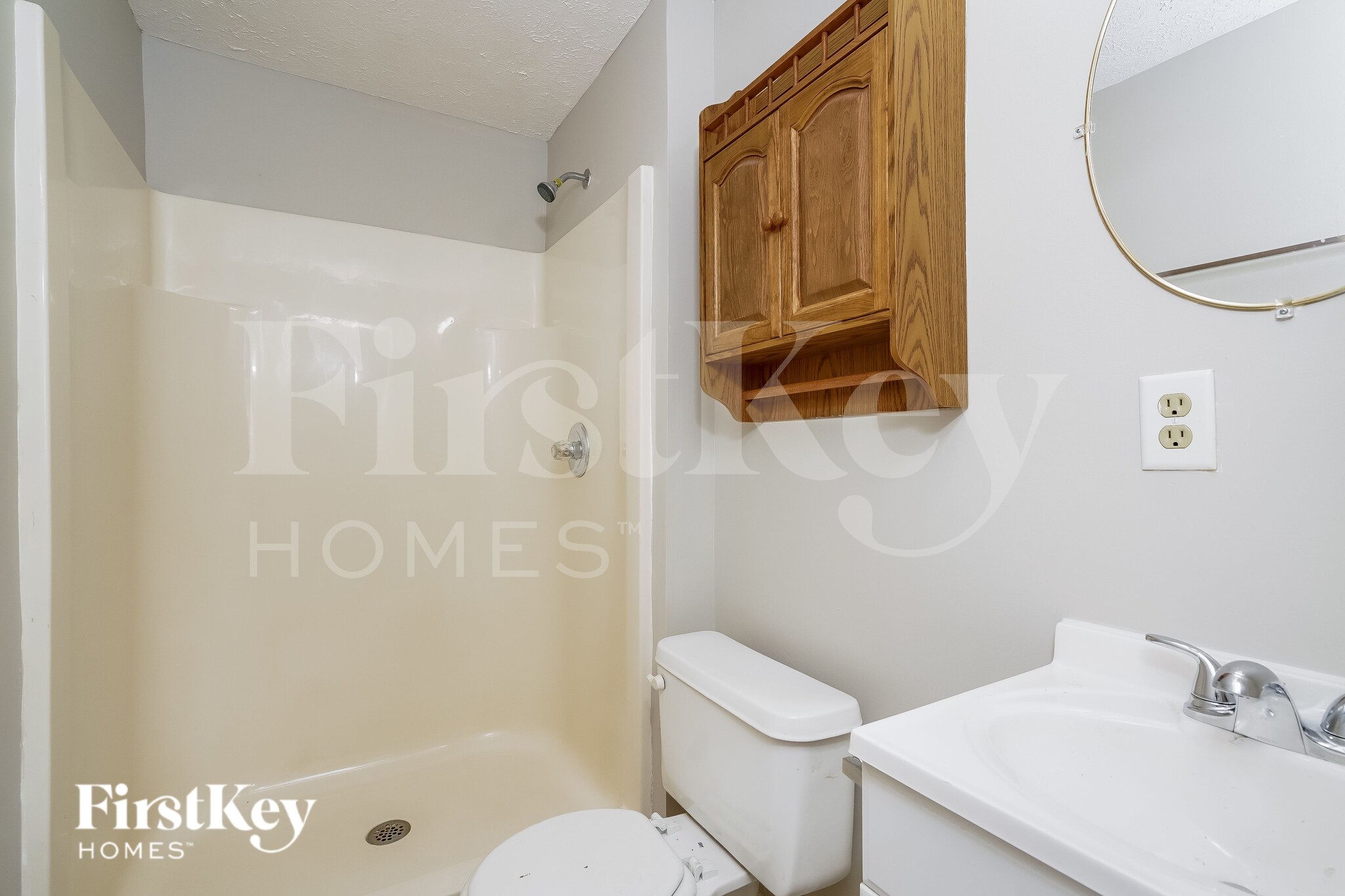 Building Photo - 5821 Buck Rill Dr