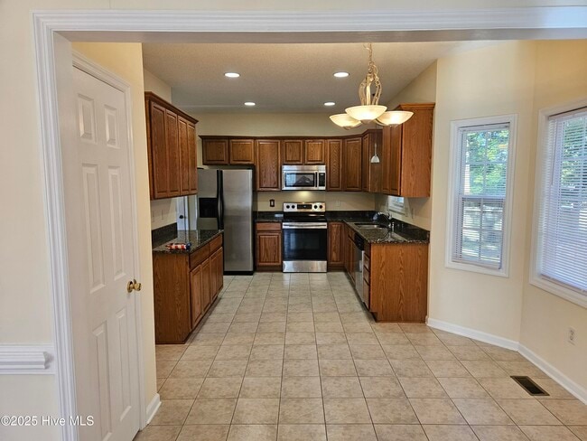 Building Photo - 313 Osprey Point Dr