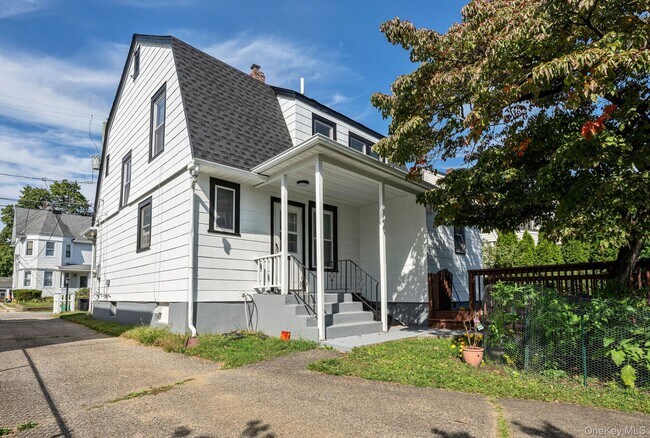 Building Photo - 25 Jersey Ave