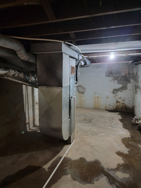 Building Photo - 2112 Ravenwood Ave