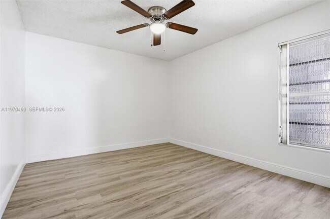 Building Photo - 3001 SW 2nd St