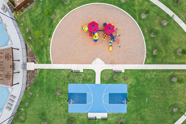 Building Photo - 15217 Grappling Irons Ln