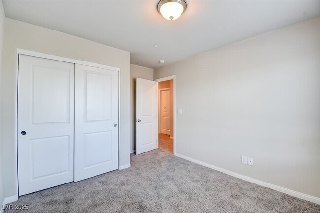 Building Photo - 479 Via Renata