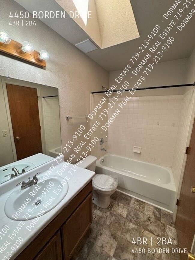 Building Photo - 4450 Borden Dr