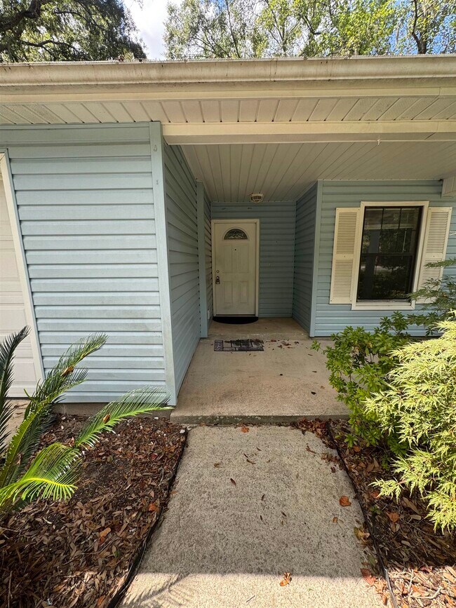 Building Photo - 2768 Faringdon Dr