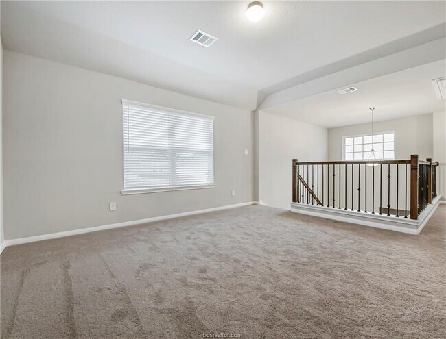 Building Photo - "Charming 4-Bed Retreat with Spacious Living in Bryan, TX – Your Perfect Home Awaits!"