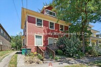 Building Photo - 1325 SE Nehalem St