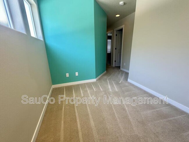 Building Photo - 456 SW 203rd Terrace