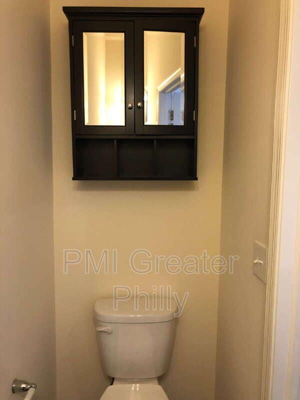Building Photo - 106 Mercer Ct