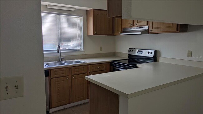 Building Photo - 4401 S Semoran Blvd