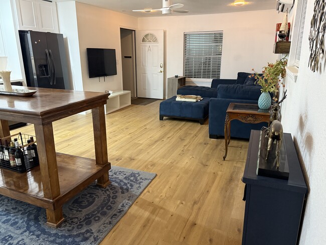 Building Photo - Spring Lawson