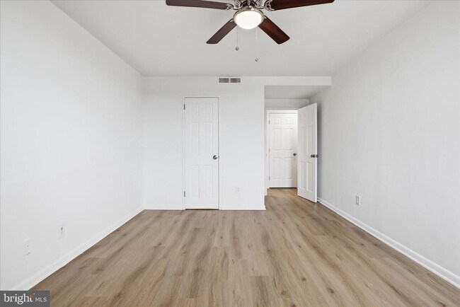 Building Photo - 4600 Duke St