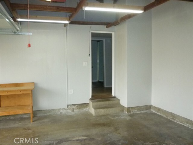 Building Photo - 1432 W 172nd St