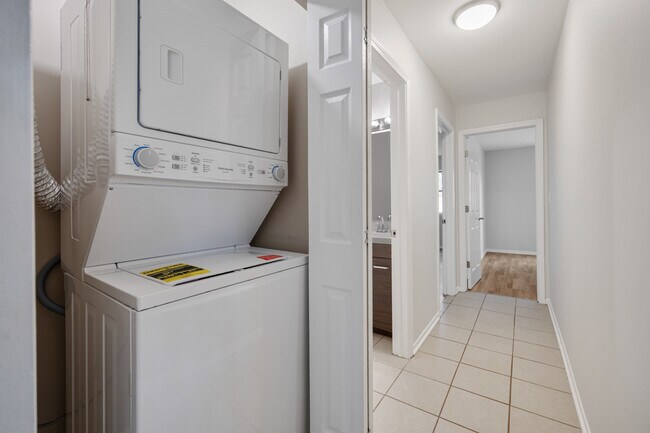 Building Photo - 59 Gant Cir