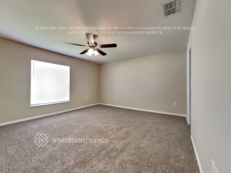 Building Photo - 3201 Thoroughbred Loop N