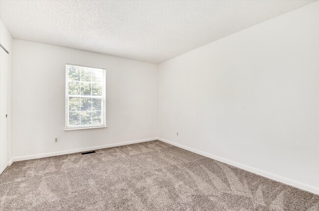 Building Photo - 11877 E Kepner Dr