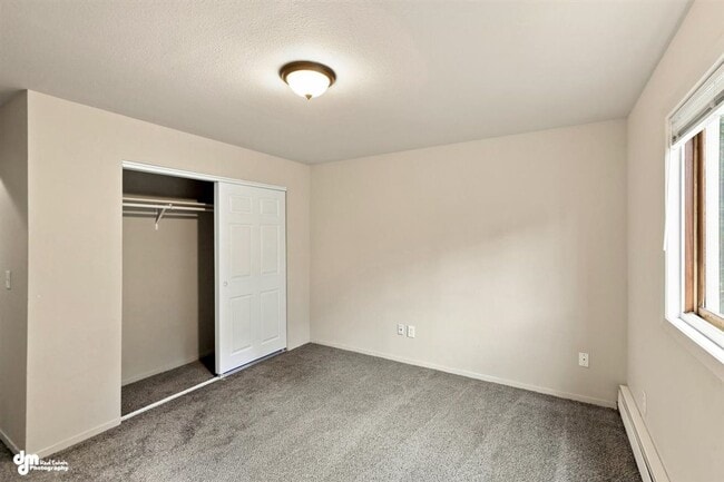 Building Photo - 1775 N Fanciful Pl