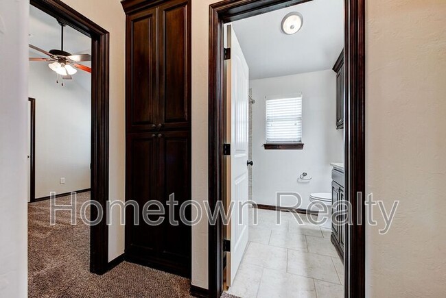 Building Photo - 9429 NW 89th St