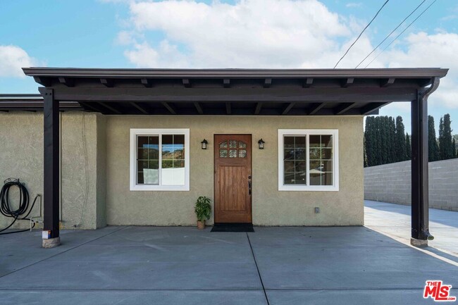 Building Photo - 9701 Wheatland Ave