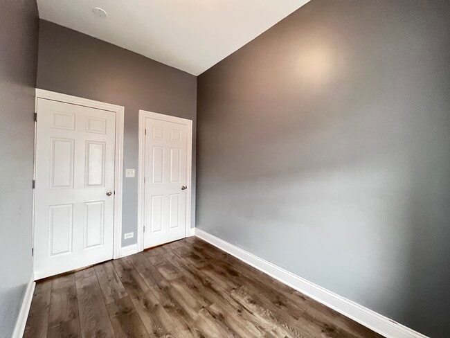 Building Photo - 7057 S Normal Blvd